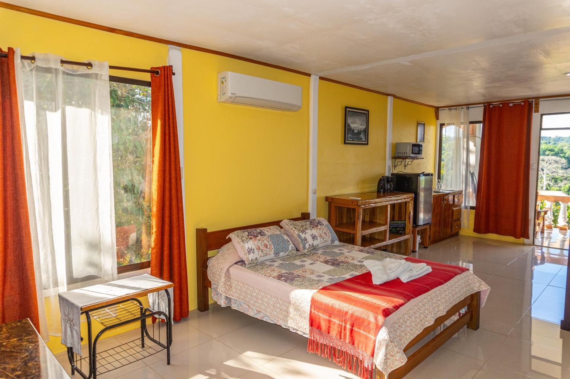 Villa Manolo Ocean And Forest View Hotel Drakes Bay Esterno foto