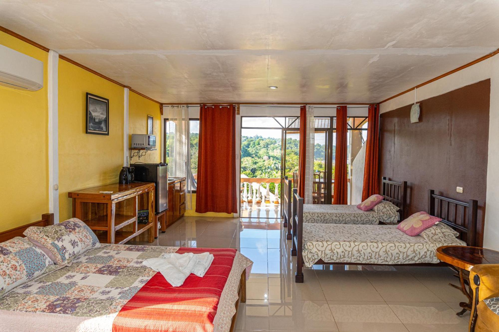 Villa Manolo Ocean And Forest View Hotel Drakes Bay Esterno foto