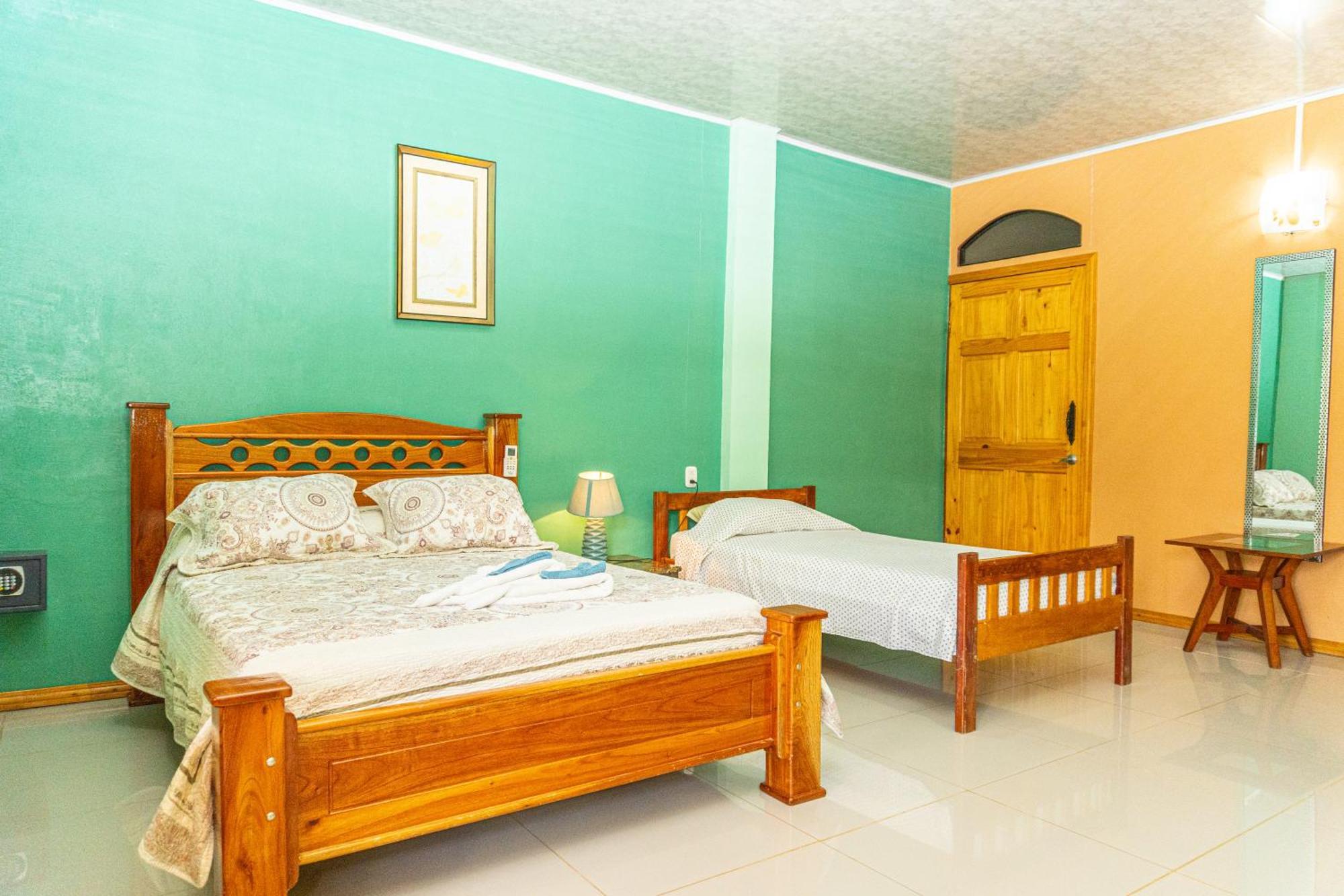 Villa Manolo Ocean And Forest View Hotel Drakes Bay Esterno foto